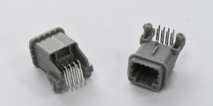 CONN 0 13796841 TH8 W_B